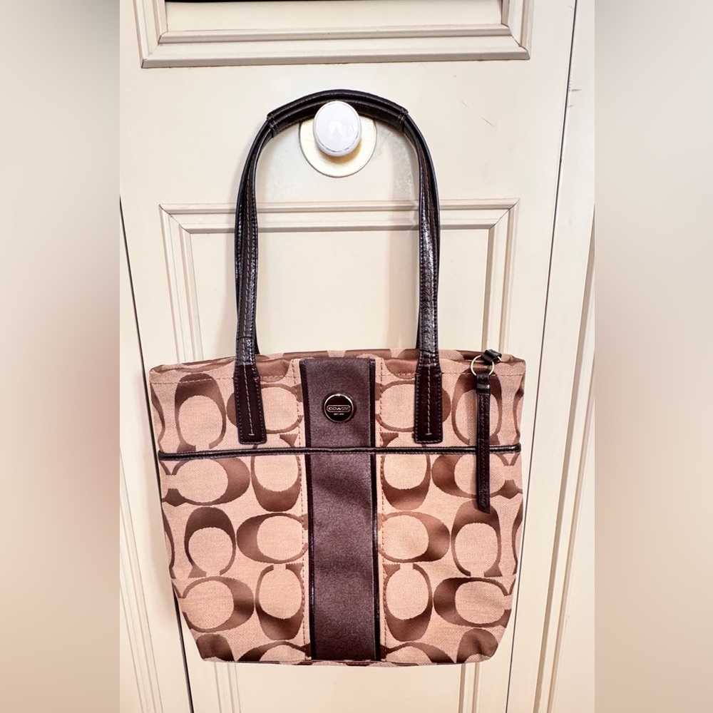 Classic Coach Tote Bag - Mint Condition